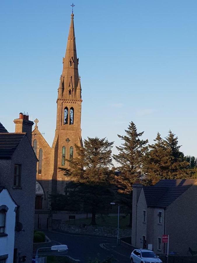 Spire View Townhouse Villa Ballycastle Kültér fotó
